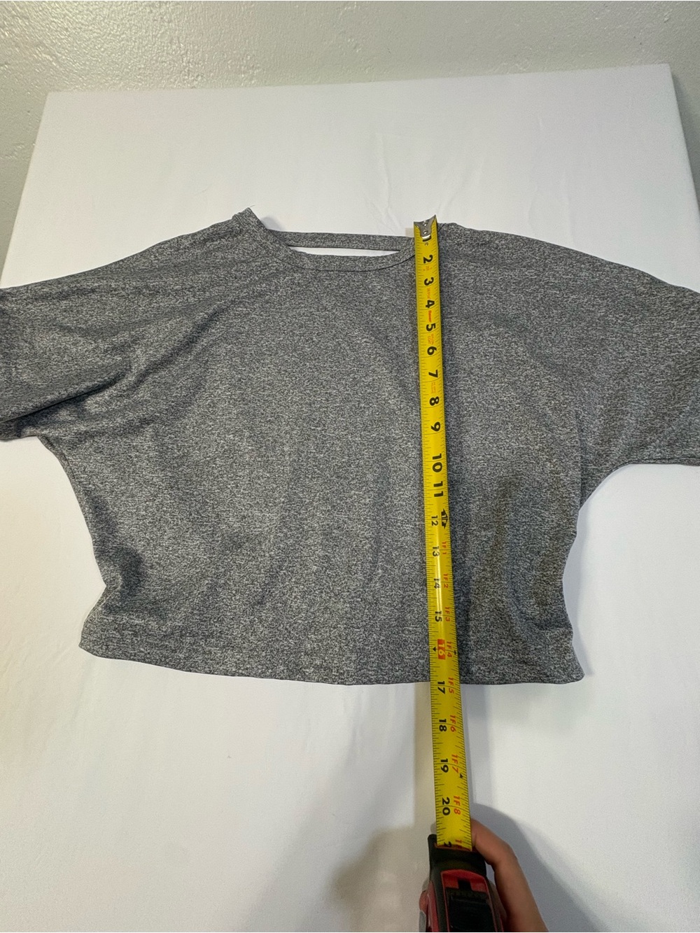 Med Chic Heather Gray Women's Athletic Crop Top